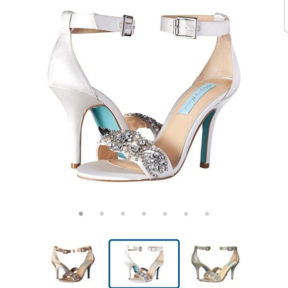 Wedding Shoes - Picture 1 of 3